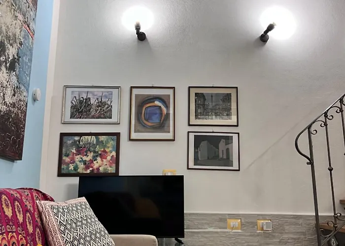 Castle Hill Loft - Heart Of Cagliari Old Town * 칼리아리