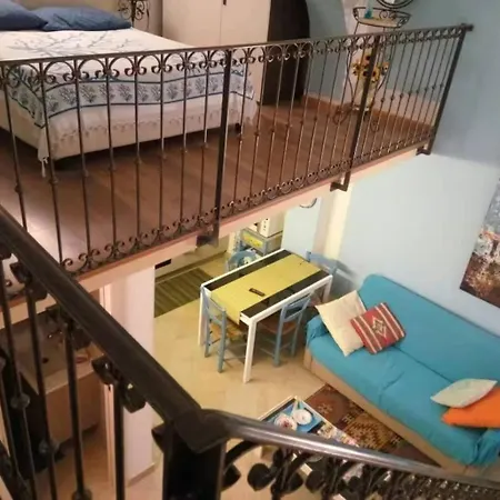Castle Hill Loft - Heart Of Old Town *