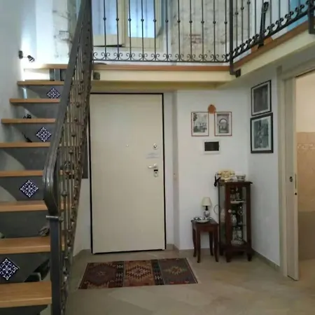 Apartamento Castle Hill Loft - Heart Of Old Town