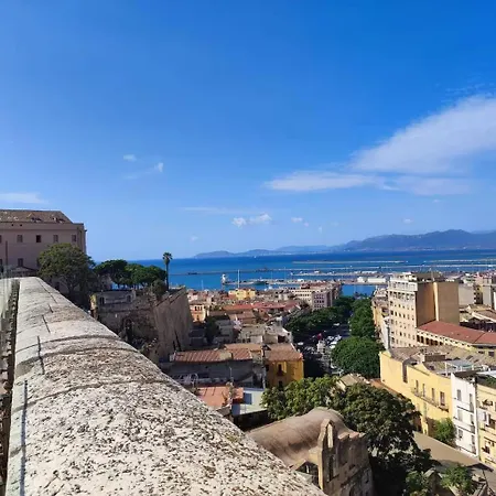 Castle Hill Loft - Heart Of Old Town Appartamento *